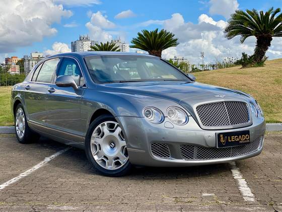 BENTLEY FLYING SPUR 6.0 W12 TURBO GASOLINA AUTOMÁTICO BENTLEY FLYING SPUR 6.0 W12 TURBO GASOLINA AUTOMÁTICO